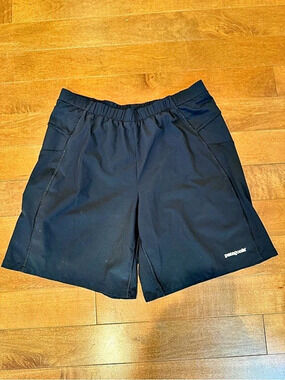 Patagonia Nine Trails Shorts 8 Black M